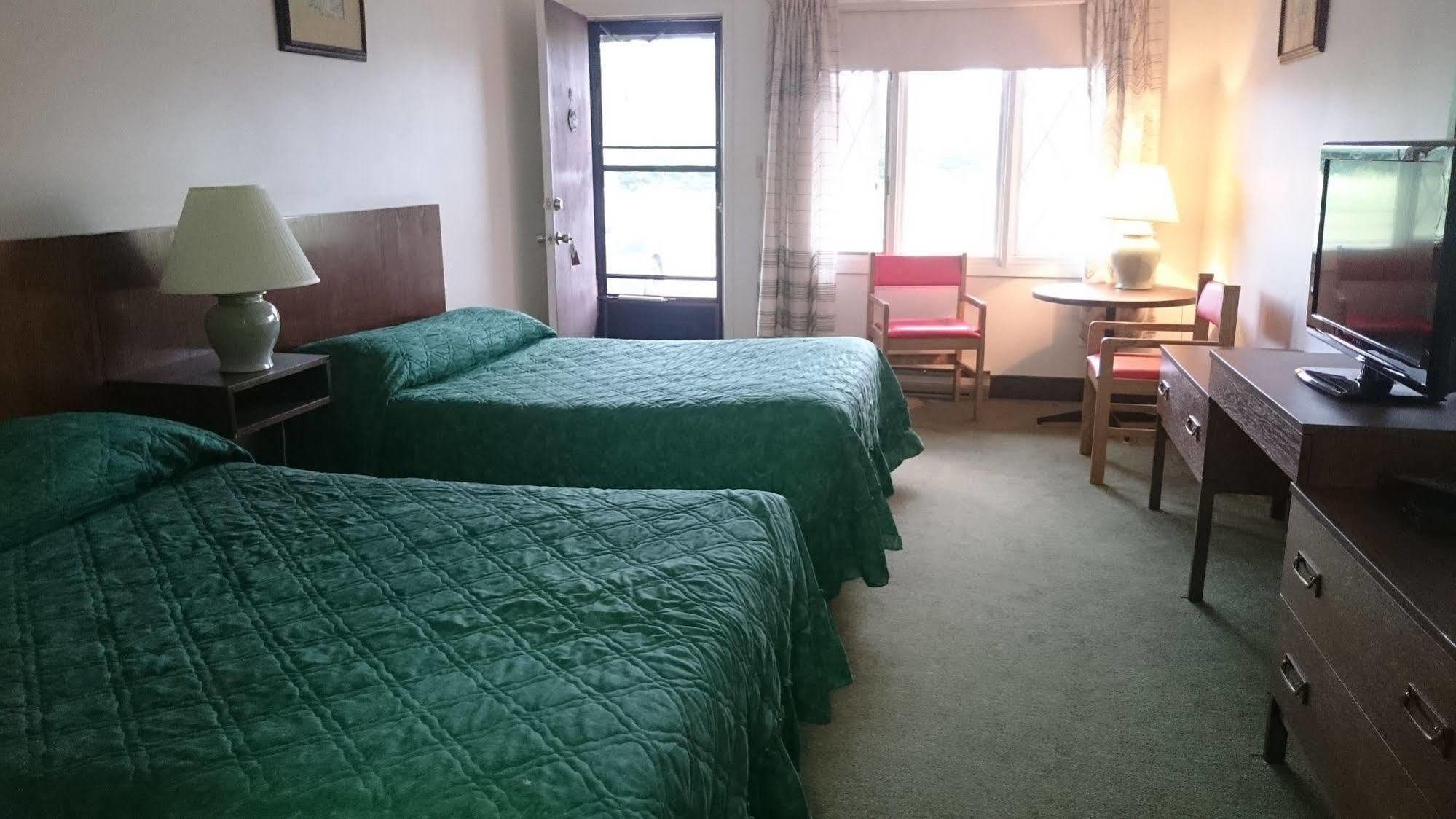 North Rustico Harbour Inn エクステリア 写真